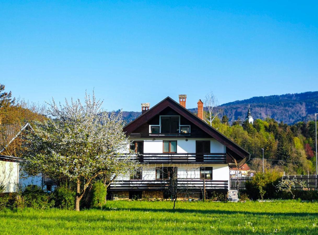 Deerwood Villa-Modern Cozy Apartment With Castle View Bled Exteriér fotografie