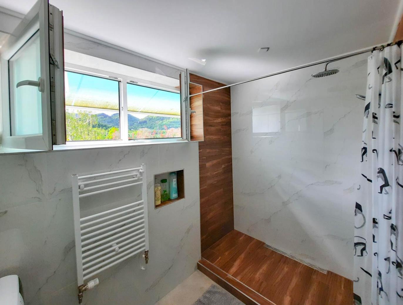 Deerwood Villa-Modern Cozy Apartment With Castle View Bled Exteriér fotografie